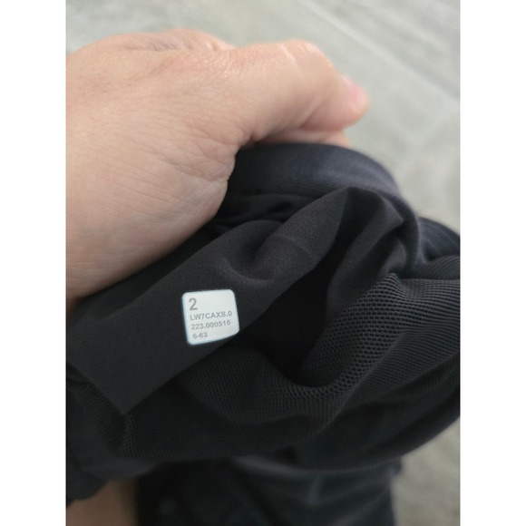 Lululemon Softstreme High Rise Short 4 in Athletic Running Womens Size 2 - Picture 6 of 6